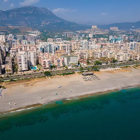 Sun Fire 4* אלאניה