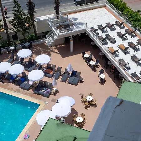 מלון Sun Fire אלאניה