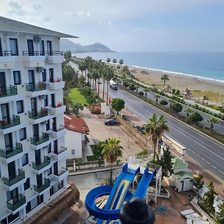 מלון Sun Fire 4*